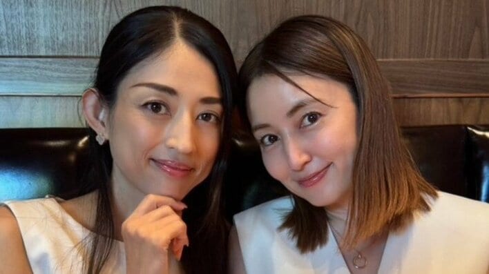 小沢真珠 矢田亜希子との“貴重”な「昔のプリクラ」公開！“平成感”ある仲良しなエモい落書きショットに「お二人とも今と変わらない」