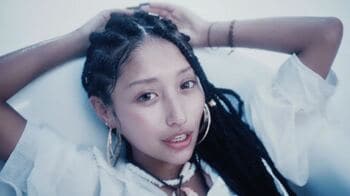 元eggモデル・瀬戸ももあ、ソロアーティスト「MOMOA」として始動！伝説のレゲエ楽曲「Lifetime Respect」を25年の時を経てカバー