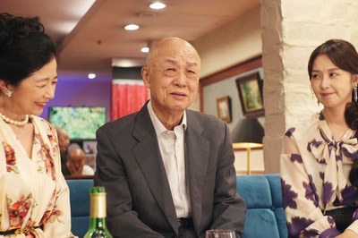 ＜試写室＞『介護スナックベルサイユ』お客さまたちの悲喜こもごもと大輝（杢代和人）の闇バイト問題はすごく食べ合わせが悪いはずなのに！？