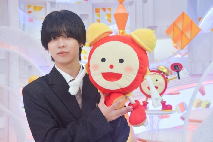 マルシィ・吉田右京「すごく驚きました！」M!LK・吉田仁人からのエールに感激！「実は2曲作った」弾き語り生演奏の裏話も