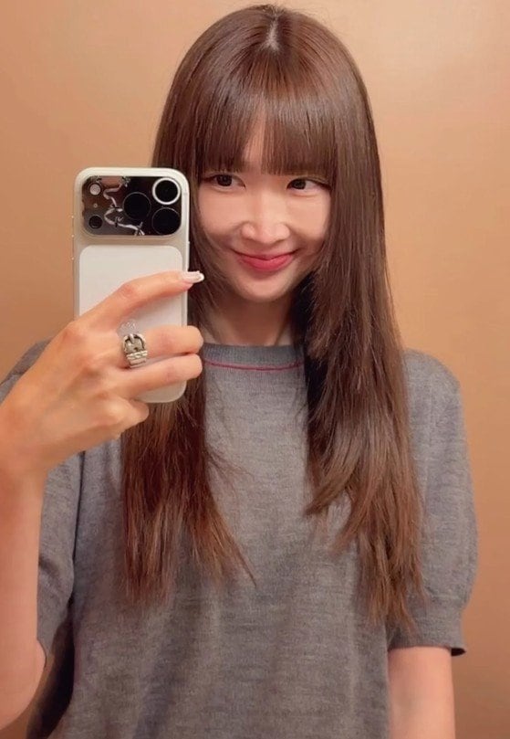 レア　紗栄子　オリジナルフォト（額装） 新鮮！」紗栄子 “100万年ぶり”にイメチェンした姿を披露！にっこり