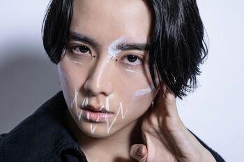 板垣李光人 NFTに進出！独自のデジタルアートで世界へ