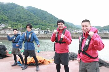 チョコプラ＆マヂラブが瀬戸内海の無人島で相方を入れ替え即興コント＆フィッシング