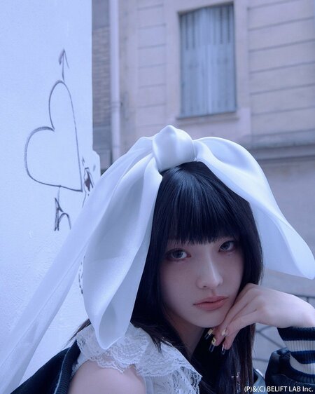 ILLIT・IROHAが『めざましテレビ』7月のエンタメプレゼンターに！「ポジティブなエネルギーをお届けできるよう、1ヵ月間元気に一生懸命頑張ります」