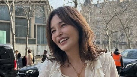 梨花 “すでにイケてる”14歳長男のショットを公開！「りんちゃんに似てる」「大人っぽい」愛らしさあふれる幼少期の姿も注目