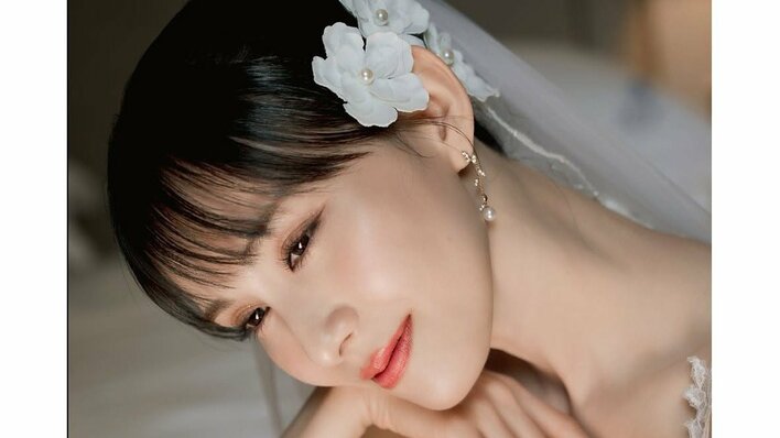 「めちゃでっかい」Perfume あ～ちゃん 指輪キラリなウェディングショット披露！イタリアの絶景を背にした美しい写真の数々に「額に入れて飾りたい」