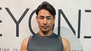 魔裟斗 ムキムキな筋肉際立つトレーニング姿公開！太くたくましい腕で顔を真っ赤にして追い込む様子に「張ってますね」