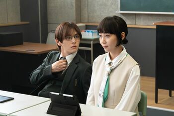 就職の面接を控えた紺野（松田元太）に窃盗の疑いが！加賀美（山田涼介）はどう対処する…？＜『ビリオン×スクール』第7話完全版＞