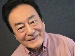 高橋英樹 高級食材が詰まった豪華おせち＆手作りお雑煮を披露！愛犬の激かわカメラ目線ショットや娘・真麻がついたおもちを堪能した夫婦仲良しツーショットも