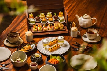 1 Hotel Tokyo、シグネチャーアフタヌーンティー「La Belle Vie Afternoon Tea（ラ・ベル・ヴィ アフタヌーンティー）」初夏コレクションを5月11日（月）より提供開始