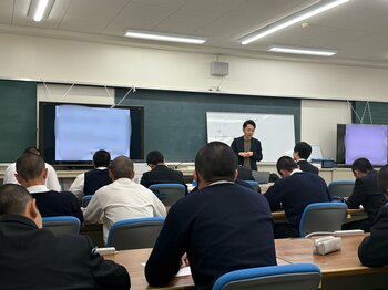 【香川オリーブガイナーズ】《特許取得モデルの成果》藤井高校で「集客率増加」プレゼン大会を実施。経営陣と現役選手が学生のビジネス戦略を審査