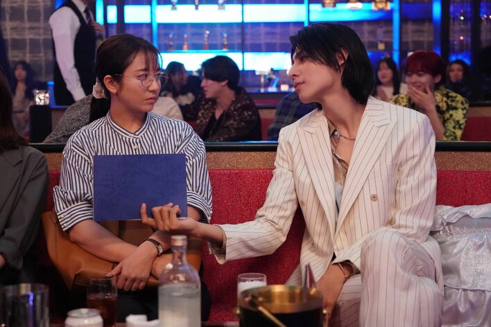 愛実（木村文乃）は生徒のトラブル対処のため歌舞伎町へ…無学のホスト・カヲル（ラウール）と絆を深める“個人授業”＜『愛の、がっこう。』第1話完全版＞