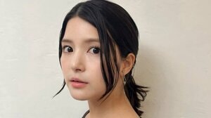 「スッピンですか？」川島海荷 “オフ感満載”の自然体ショット公開！パスタを前にツヤ肌＆ほっそり腕で頬杖姿に「かわいい」と反響