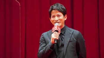 岡田准一「ダブル山田がそろった！」山田涼介＆山田裕貴の仲良しコンビにニッコリ