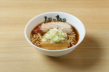 宇宙へ行った"最初の一杯"が、原点の場所へ還る。"人類みな麺類"本店、7月20日「人類月面着陸の日」に生まれ変わる。