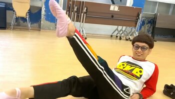 「その甲は100年に1人の逸材！」ピン芸人・BKBがまさかのバレエ才能開花に絶賛の嵐！トウシューズ履きステップこなす姿に「原石すぎる」