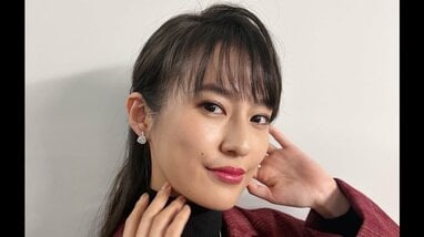天才すぎ」恒松祐里 手編みのバッグを披露！リボン巻かれたキュートな