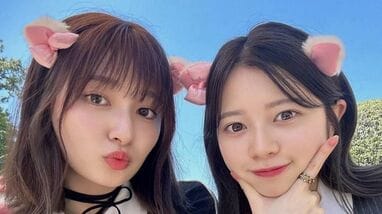 鶴嶋乃愛 川口ゆりな プリクラ 鶴嶋乃愛＆川口ゆりな おそろい“ドナルドコーデ”でディズニー満喫