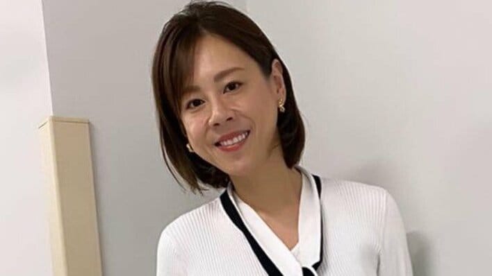 【画像7枚】2児の母・高橋真麻 忙しい週末に作った手料理＆自宅の大きなツリーを披露！彩り鮮やかなカレーや栄養満点サラダなど見る