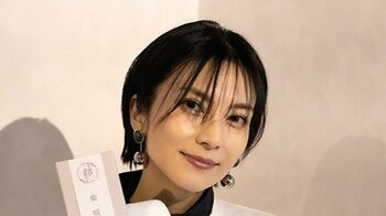 柴咲コウが鍛え上げた“美しい肩甲骨”を披露！レアなトレーニングショット公開に「もう少しエッジ出したい」とストイックな一面も