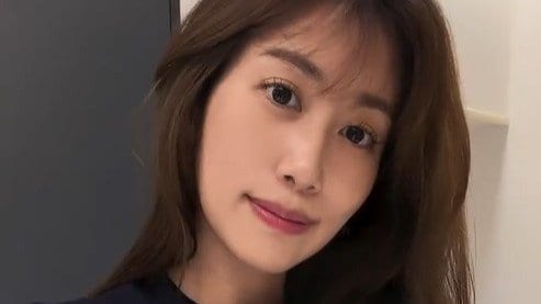 「ウエスト細っ」中川安奈 鍛えられた腹筋に反響！美しい背中＆ヒップ際立つトレーニング姿を公開「ばりスタイル良い」