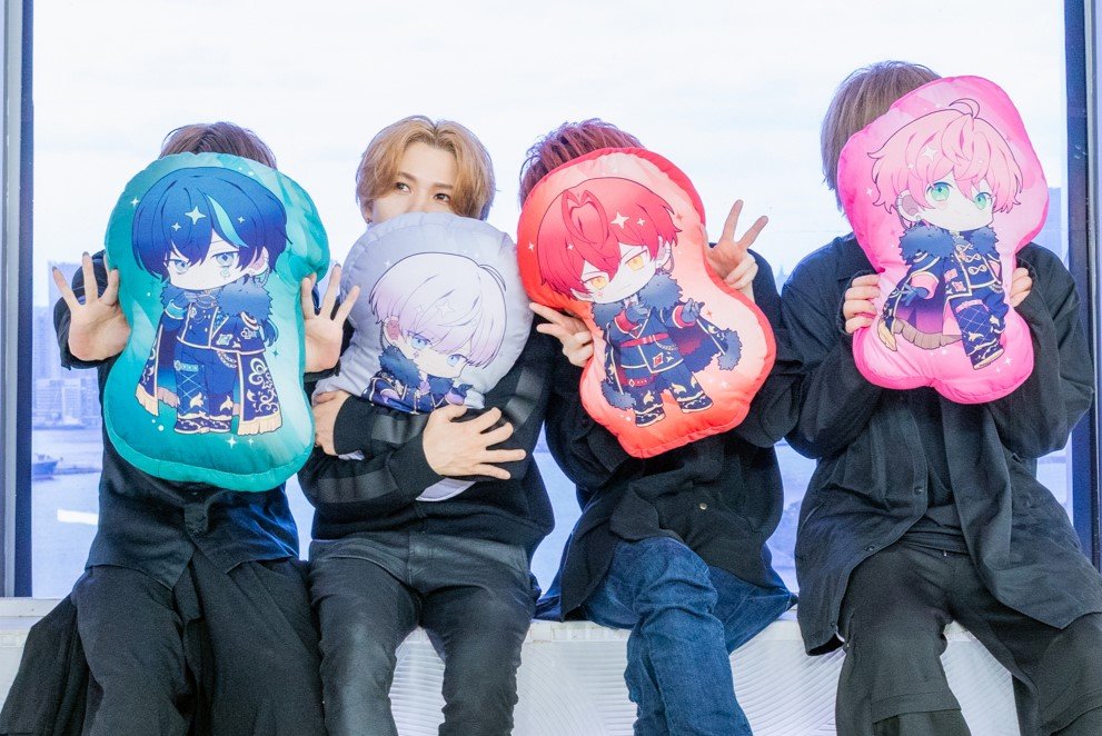 【騎士X 撮り下ろし実写ビジュアル】タケヤキ翔が加わり1年 “おぎゃぁ”の瞬間から異次元だったイケボを武器に「歴代初を叩き出す！」