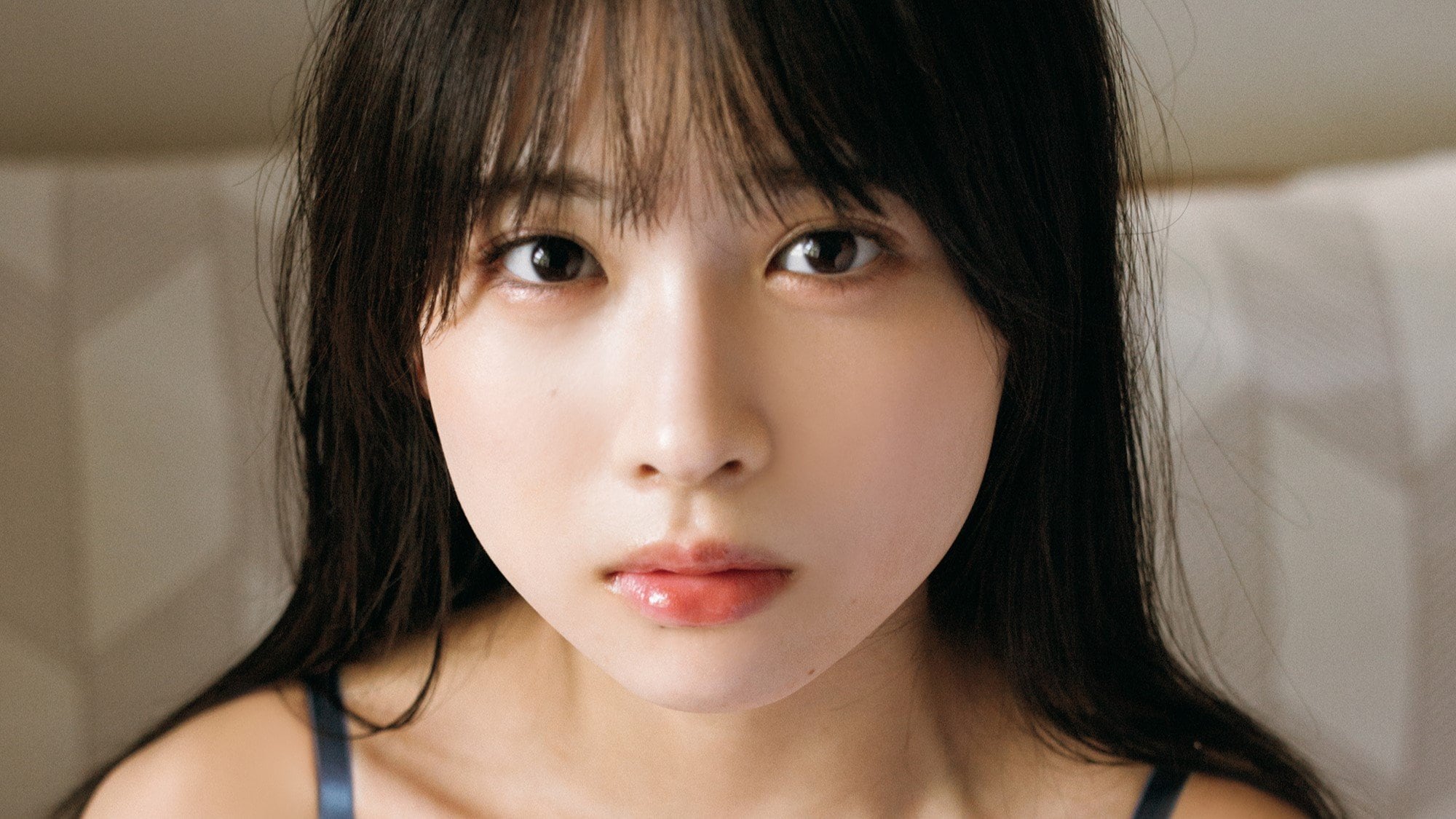 NMB48・芳賀礼 初水着＆初ランジェリー解禁！1st写真集『ぽんっ』発売