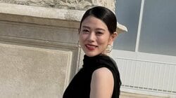 高畑充希 子供とともに訪れたパリでのオフショット公開！「ママになって一段と綺麗に･･･」ノースリーブの黒ワンピ姿にファンもメロメロ