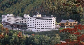 約40年ぶりの東館 大規模刷新　新客室「フォレストルーム」誕生　【ホテル大雪 ONSEN & CANYON RESORT】