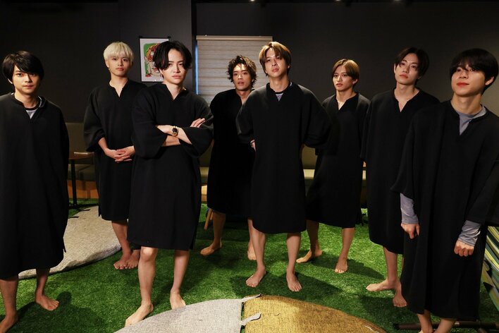 テレビ初公開の初恋の思い出、大好きなおばあちゃんとの奇跡的な出来事…8人が裸で汗だく!サウナで話をととのえろ『タイムレスマン』