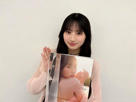乃木坂46・川﨑桜の初写真集が9.2万部で1位！水着＆ランジェリー初挑戦 約30点の衣装でファンを魅了 1番好きなカットは？【オリコン上半期“本”ランキング】