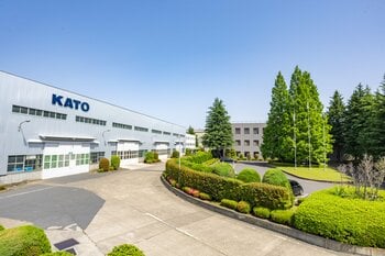 東京電機大学と産学連携で理系人材育成　４月入学の新１年生約１００人に製造現場の実地講義を茨城工場で実施