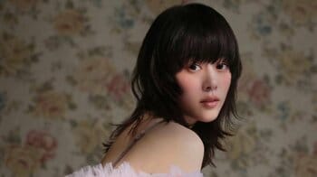 「妊婦なのでゆっくり…」第1子妊娠中の高畑充希 美背中あらわな最新ショットにファン歓喜 芸能活動20周年プロジェクトも始動！