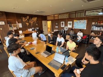 【叡啓大学】世界遺産・宮島で本学学生がマルシェを開催！インターンシップで見つけた地域課題の解決に挑戦