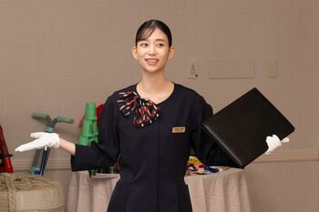 二階堂（森川葵）らスティンガースが結婚式で指名手配犯をごっそり逮捕！？緊張の任務に挑む！『スティンガース』第8話予告