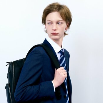 新学期・新年度に向けて学生を対象としたスーツ購入キャンペーンを2月20日(金)から開催【BLACK LABEL CRESTBRIDGE】