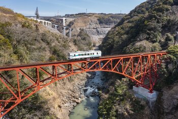 【南阿蘇鉄道初】観光トロッコ列車をけん引する「DB16形機関車」とレールバスを自分で運転！2種類の現役車両を体験できる特別企画
