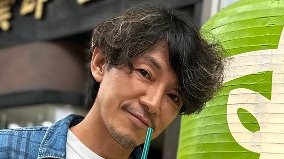 藤木直人　アクスタ　5枚 藤木直人 “変装なし”で仙台の街を散歩＆名物グルメを堪能！アーケード