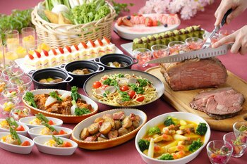 名古屋のホテルで人気のローストビーフや旬のホワイトアスパラが堪能できる春の週末ブッフェ、3月1日より土日祝限定で開催！！