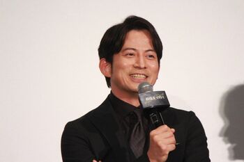 岡田准一 綾野剛の個性を暴露「相手に覚悟を求める役者さんでした」