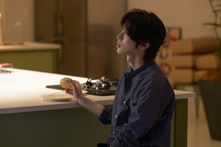【写真7枚】主演・伊原六花×七五三掛龍也『小麦とバターと復讐と』第2話場面写真を見る