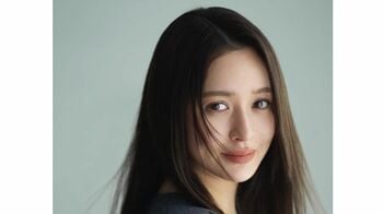 野崎萌香 82歳祖母とのツーショットを公開！「80代の希望」2人で寄り添うブランド新ビジュアルに「美しすぎる」の声