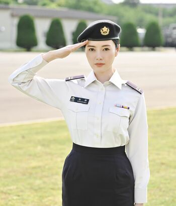 『テッパチ！』白石麻衣がヒロインの教官役「暑い夏をより熱くしていきたい」