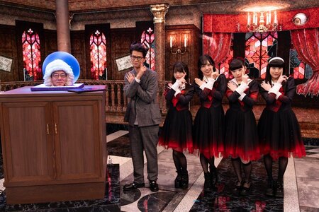 Adoプロデュース“異端”女性アイドルグループ「ファントムシータ」の“違和感”あふれる冠バラエティ番組『ファントムシータの違和館』がスタート
