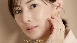北川景子が上品なツヤ肌を披露！「この仕事を始めてから20年以上絶対日やけをしたくない！」夏のUV対策への思いを明かす
