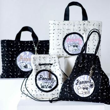 【阪急うめだ本店】イタリア発の名入れ刺繍ブランド「リカーミ・ヴェロニカ」と「シャルマントサック」のコラボ実現！数量限定バックにその場で名入れも。世界にひとつの特別アイテムが登場