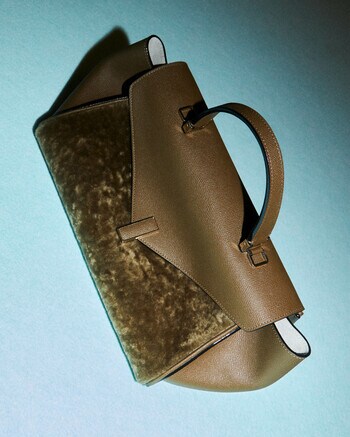 ヴァレクストラ AW26「Evolving Architecture」発表のお知らせ