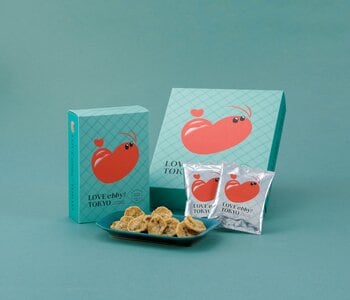 海老せんべいの〈坂角総本舗〉から新作イカチップスが全国初登場！　大丸東京店最旬スイーツ