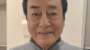 高橋英樹 厚切りローストビーフ入りの“豪華過ぎる”贅沢焼きそばを披露！具だくさんすぎて麺が見えない！？中華鍋で作る本格料理に「超美味しそう」