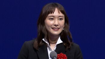 新垣結衣『正欲』で人生初の「助演女優賞」を受賞！「大事なことをたくさん教えてくれた作品」【第33回日本映画批評家大賞】